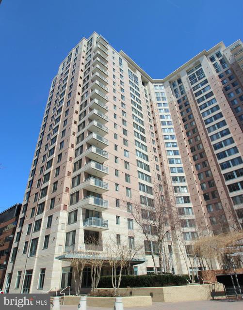 851 North Glebe Road, Unit 1311 Arlington, VA 22203 - Photo 2 of 30 a front view of a building