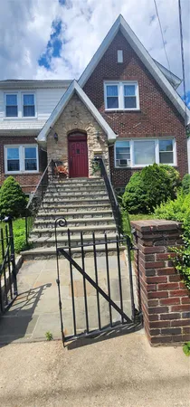 $3,100 | 59 Bainton Street, Yonkers, NY 10704