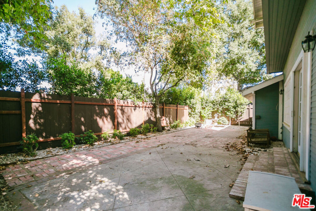 13239 Addison Street Sherman Oaks, CA 91423 - Photo 24 of 29