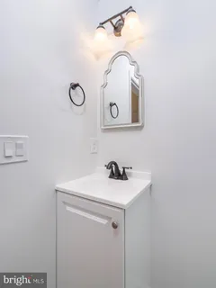 $2,600 | 12755 Fair Crest Court, Unit 301, Fairfax, VA 22033