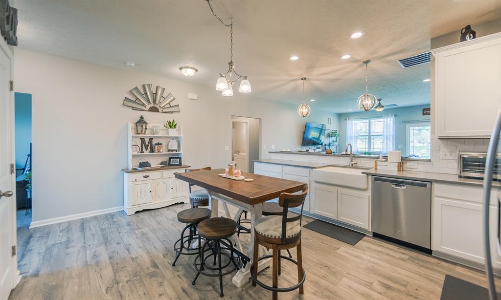 606 Donegal Drive Pendleton, IN 46064 - Photo 7 of 21 Gallery Image 7
