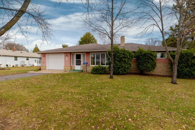 $235,000 | 510 9th Avenue Northeast, Brainerd, MN 56401