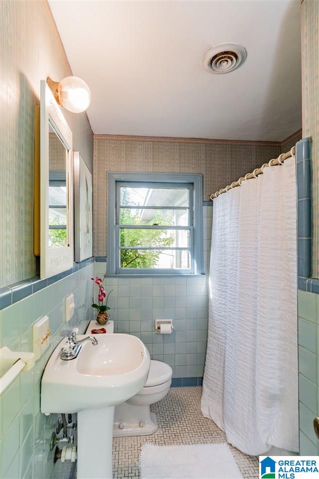 4 Spring Street Birmingham, AL 35213 - Photo 24 of 33