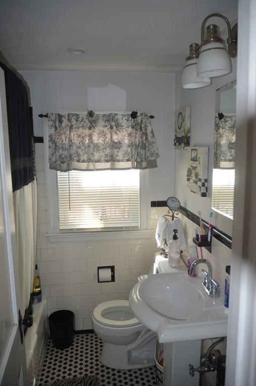 23 Curtis Road Saugus, MA 01906 - Photo 14 of 19 Gallery Image 14