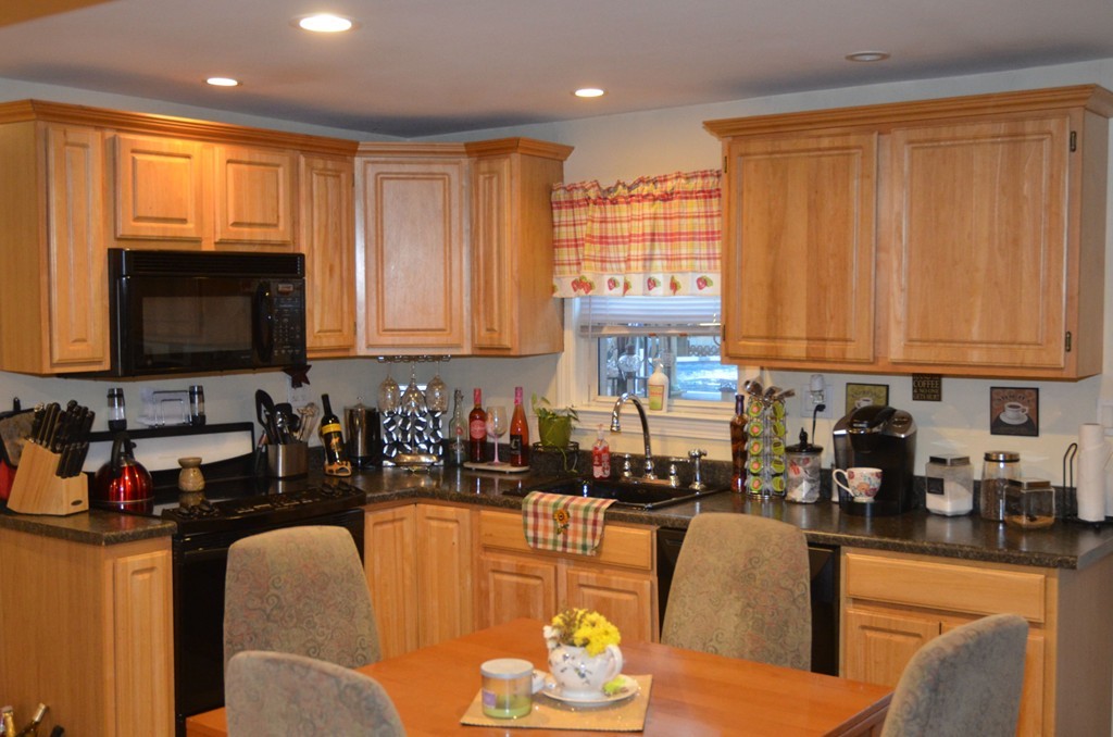 23 Curtis Road Saugus, MA 01906 - Photo 3 of 19 Gallery Image 3