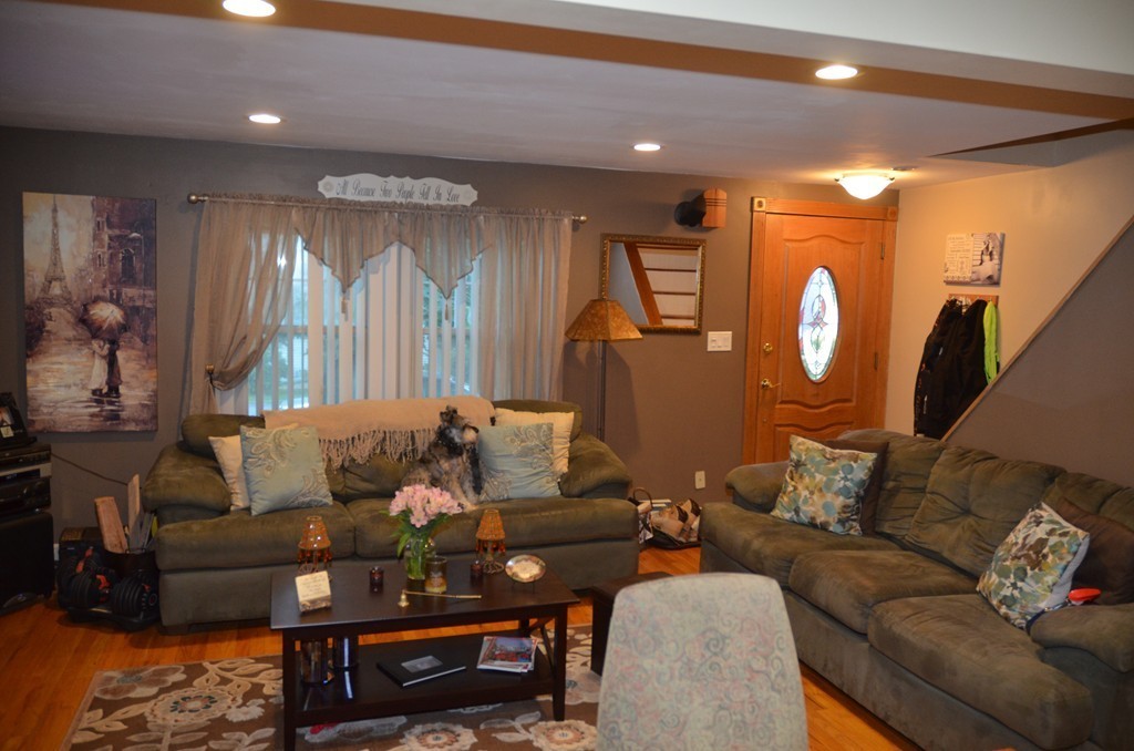 23 Curtis Road Saugus, MA 01906 - Photo 7 of 19 Gallery Image 7