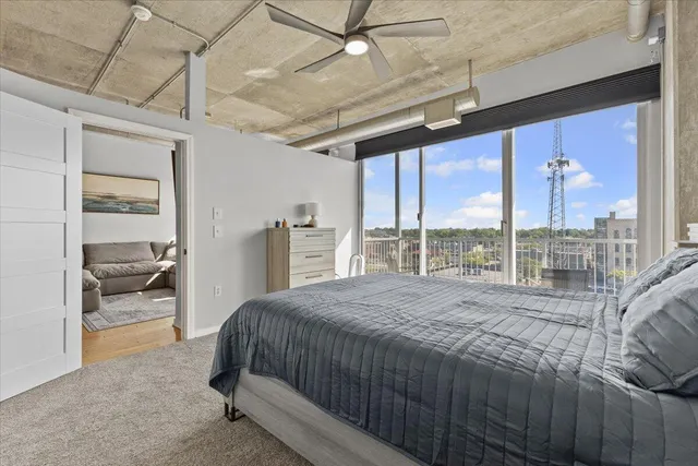 $399,000 | 100 West 5th Street, Unit 611, Royal Oak, MI 48067