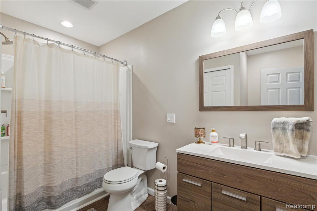 6543 Chatham Circle Rochester Hills, MI 48306 - Photo 41 of 51