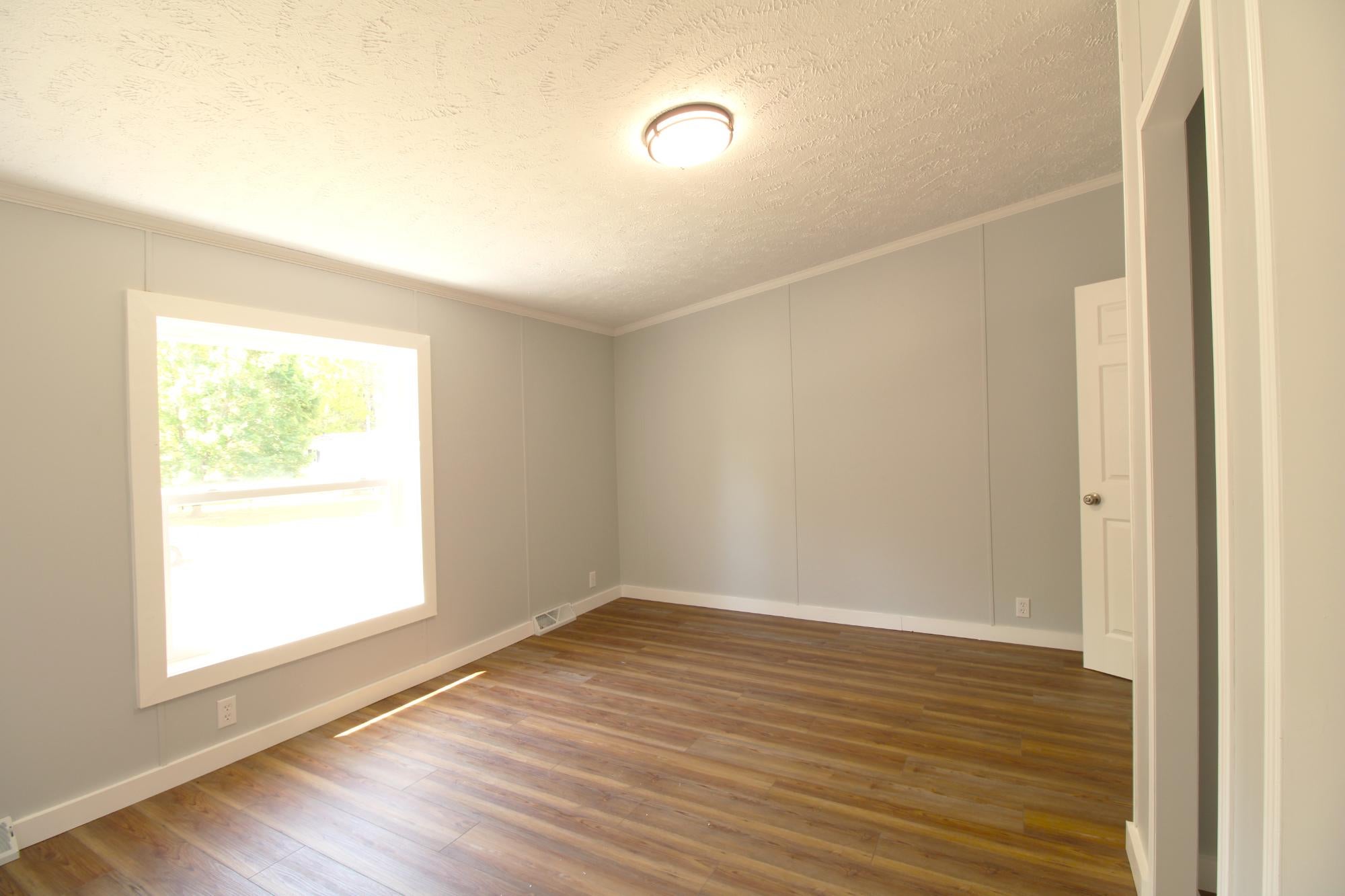 1026 Echo Lane Rhinelander, WI 54501 - Photo 12 of 21 Gallery Image 12
