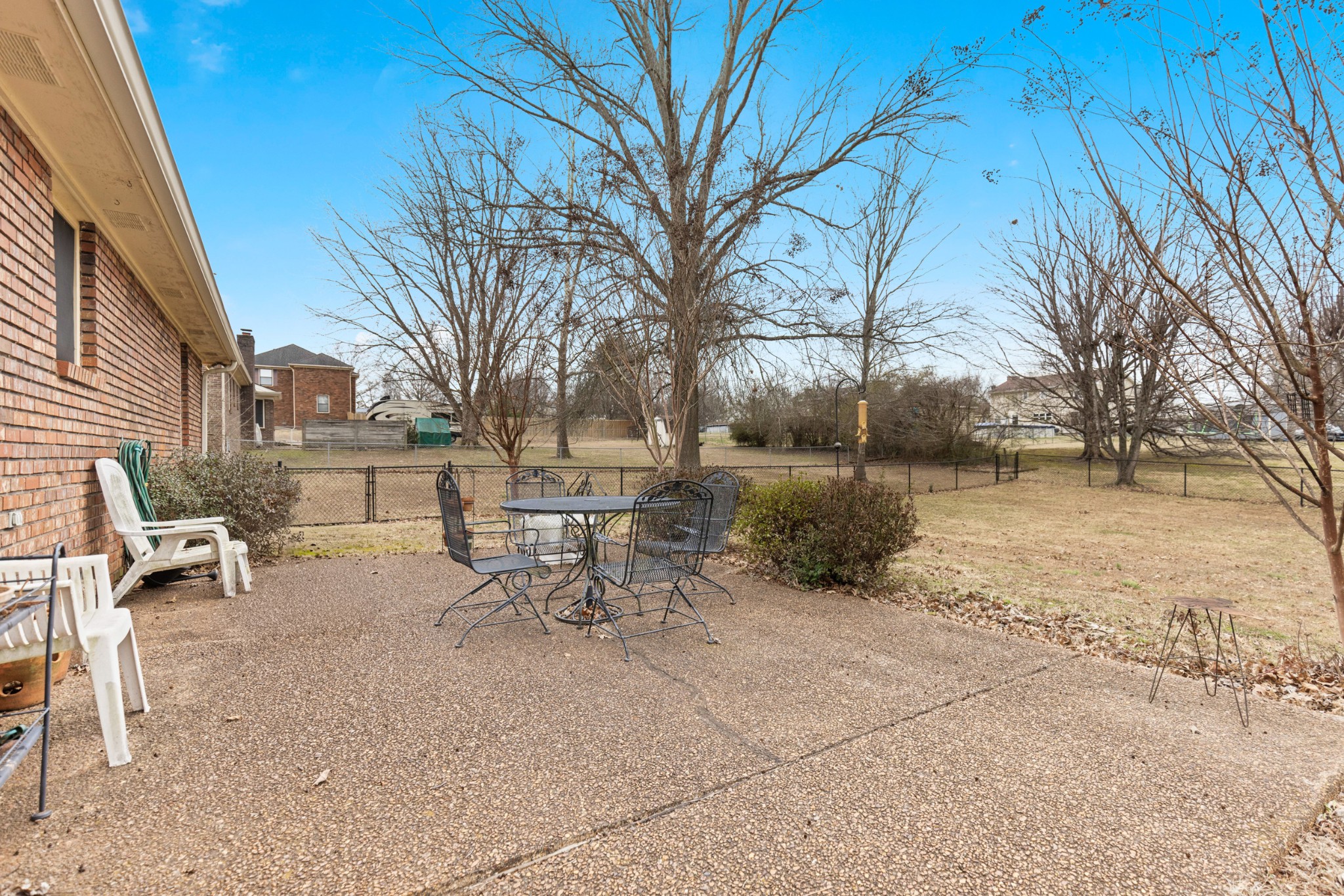 305 Mosley Drive Springfield, TN 37172 - Photo 9 of 38