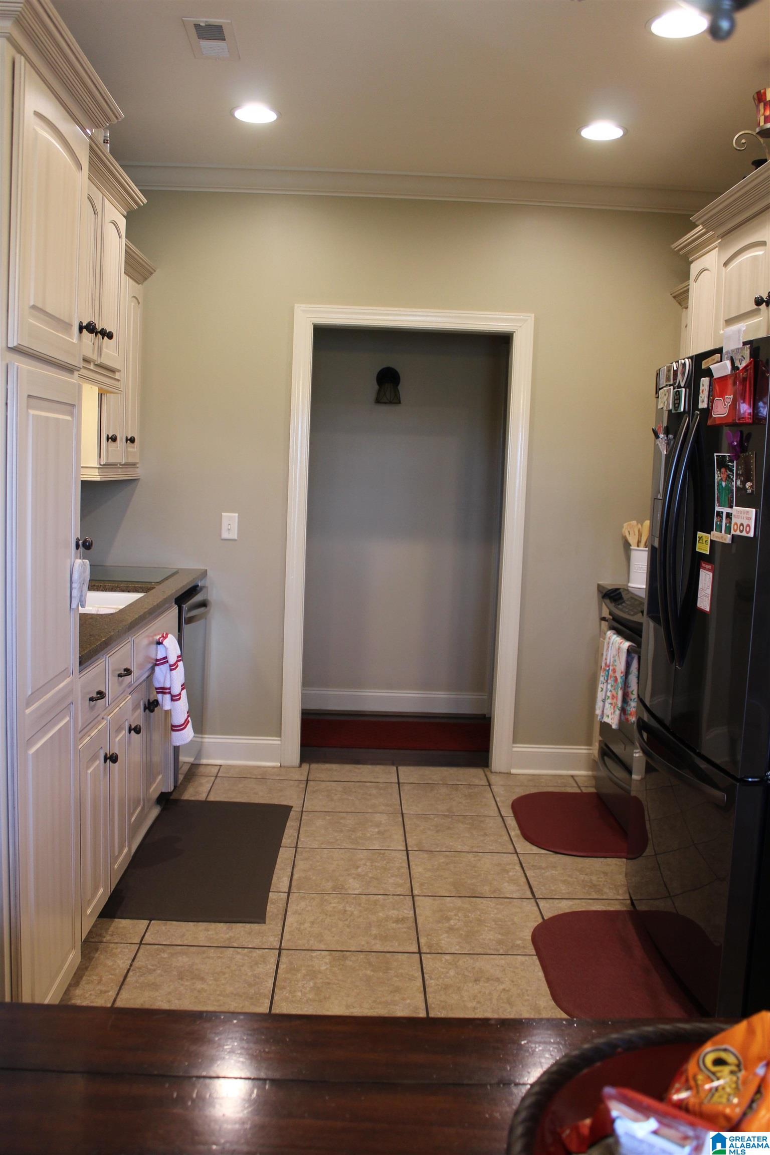 175 Ridgewood Lane Odenville, AL 35120 - Photo 7 of 35