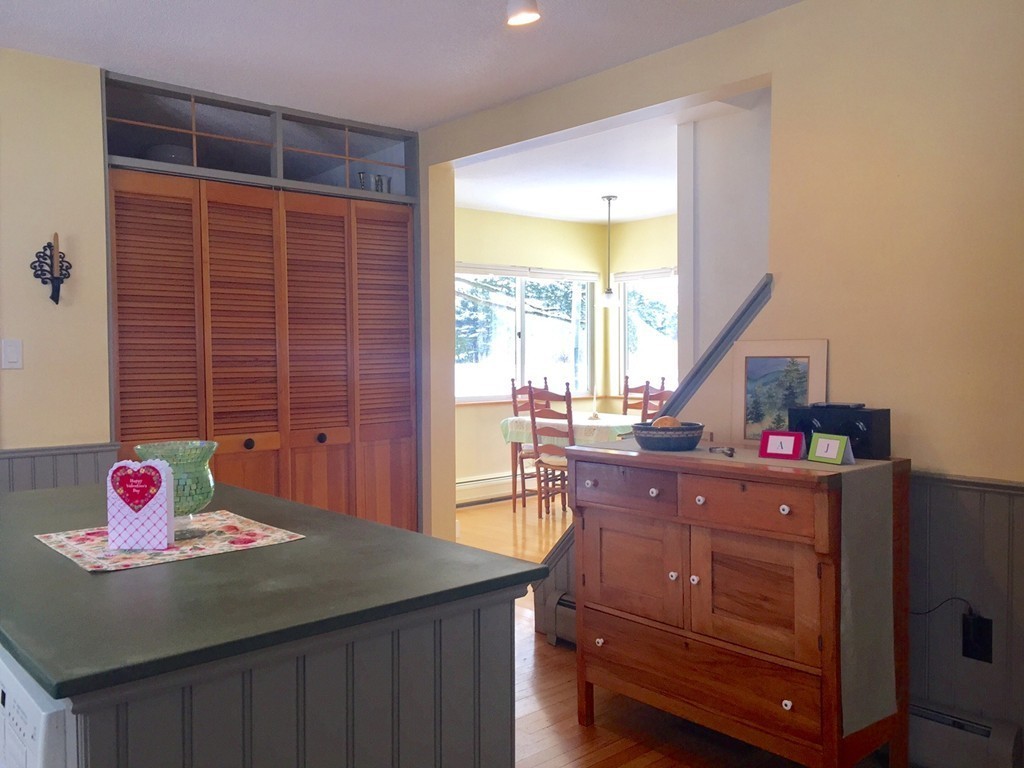 233 Bay Road Hadley, MA 01035 - Photo 10 of 30 Gallery Image 10