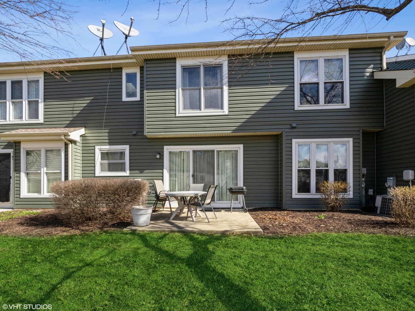 1096 Ridgefield Circle Carol Stream, IL 60188 - Photo 19 of 23 Gallery Image 19