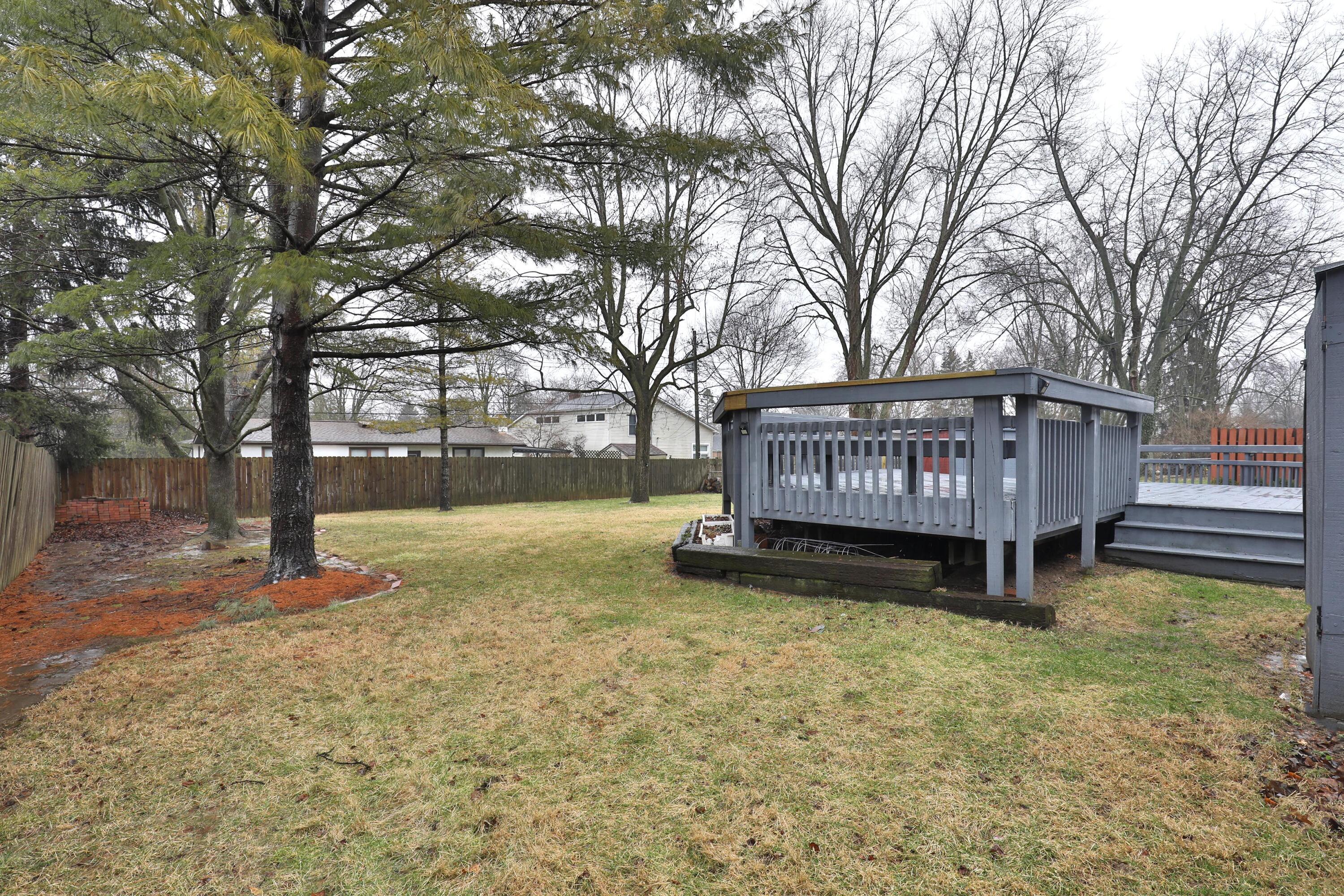 5784 Linworth Road Columbus, OH 43235 - Photo 43 of 44 5784-Linworth-44