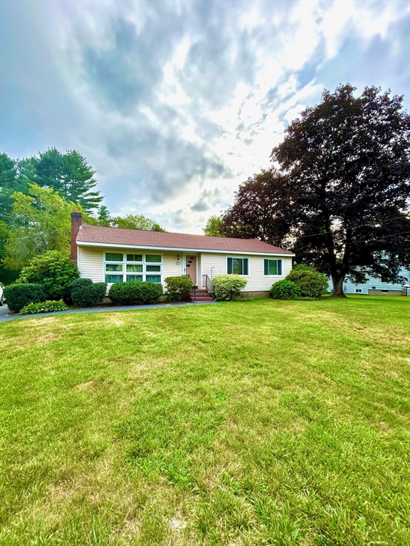 28 Garrison Road Chelmsford, MA 01824 - Photo 1 of 4