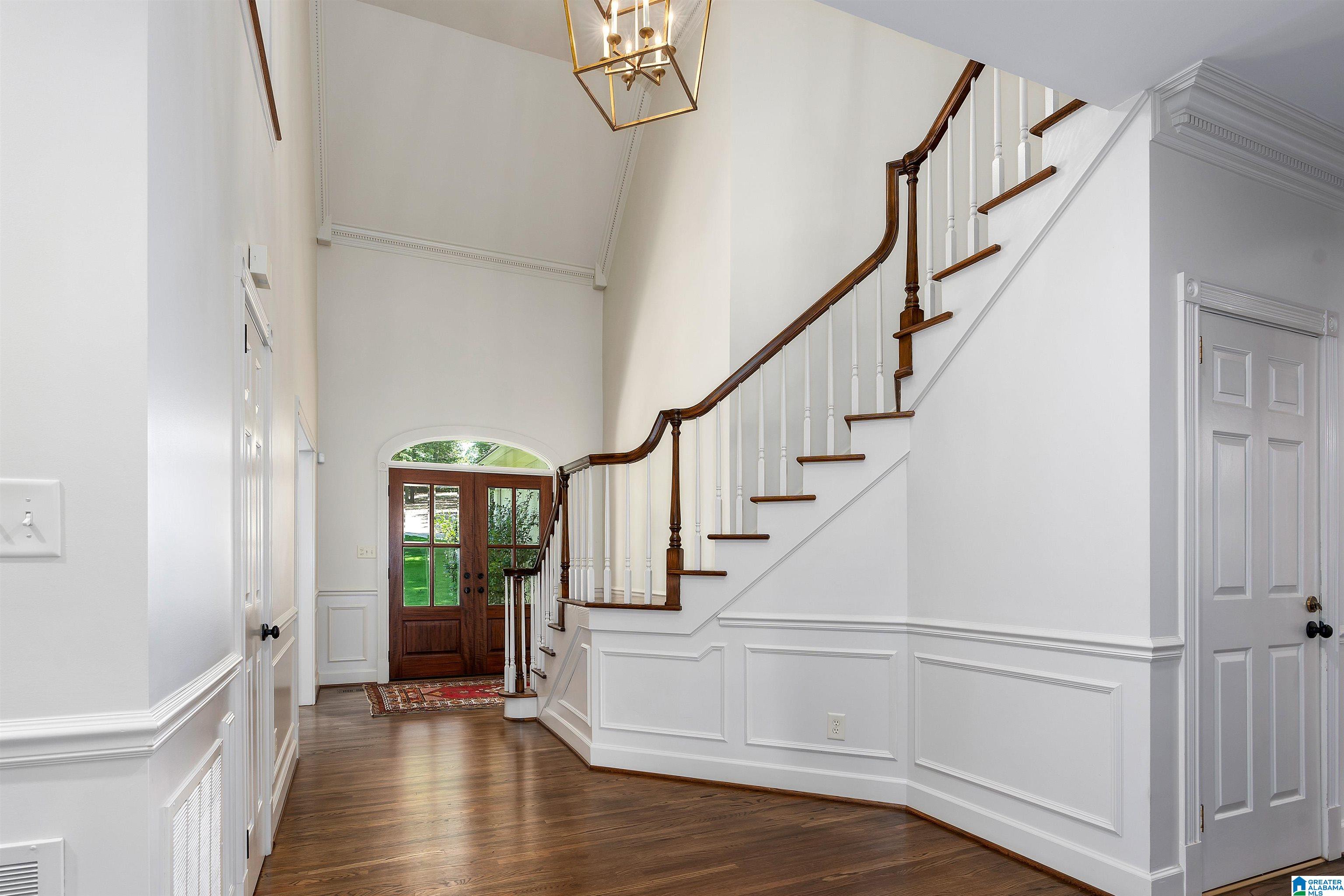 2564 Dolly Ridge Road Birmingham, AL 35243 - Photo 3 of 43