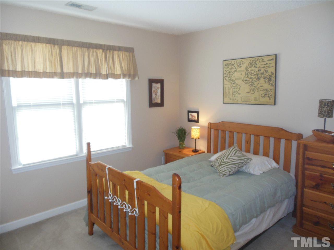 5205 Camfirth Way Raleigh, NC 27613 - Photo 9 of 11