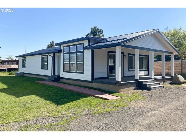 $299,000 | 802 South Engleside Avenue, Joseph, OR 97846