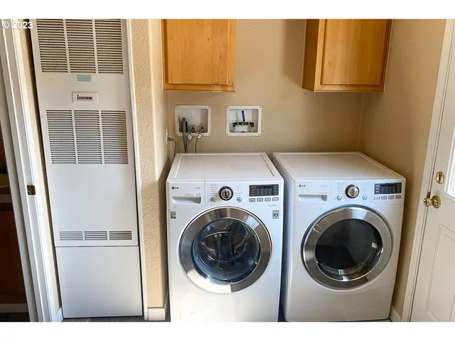 $299,000 | 802 South Engleside Avenue, Joseph, OR 97846