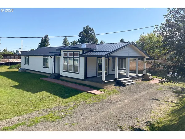 $299,000 | 802 South Engleside Avenue, Joseph, OR 97846