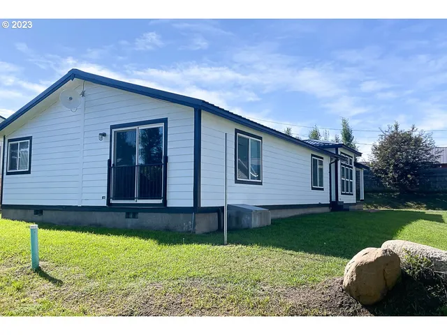 $299,000 | 802 South Engleside Avenue, Joseph, OR 97846