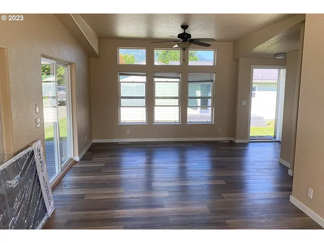 $299,000 | 802 South Engleside Avenue, Joseph, OR 97846