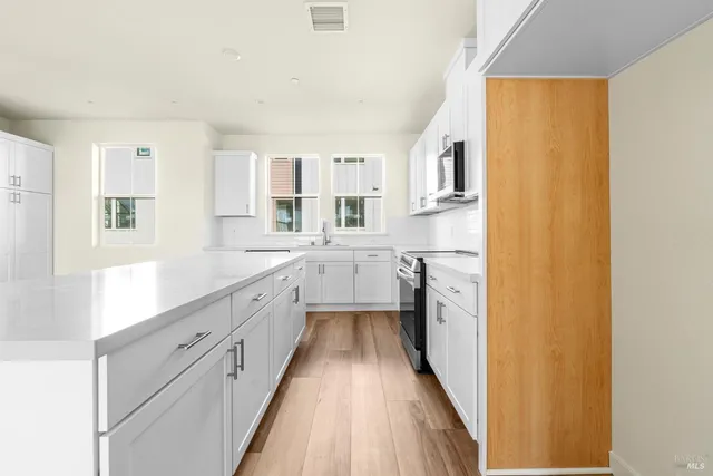 $679,000 | 204 Wakeful Way, Rohnert Park, CA 94928