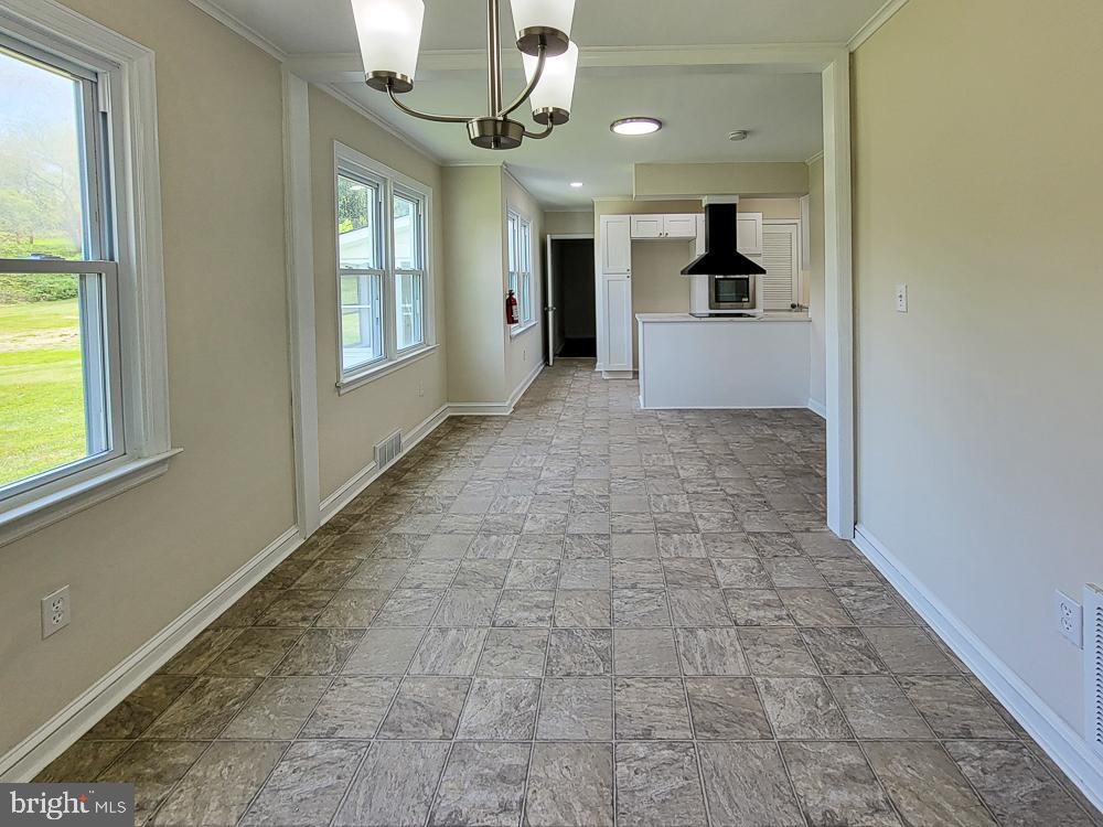 2855 Larkin Road Marcus Hook, PA 19061 - Photo 8 of 20 Gallery Image 8