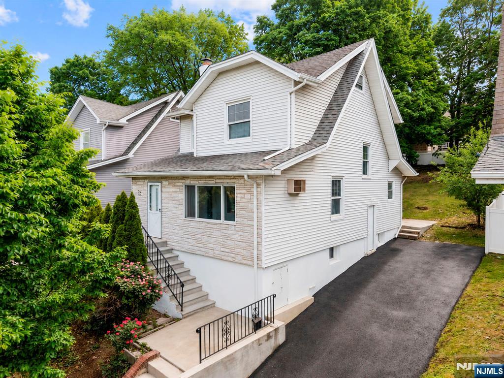 27 8th Street Ridgefield Park, NJ 07660 - Photo 26 of 31 Gallery Image 26