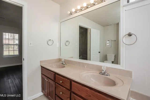 $2,225 | 2166 Greencliff Drive, Southaven, MS 38672