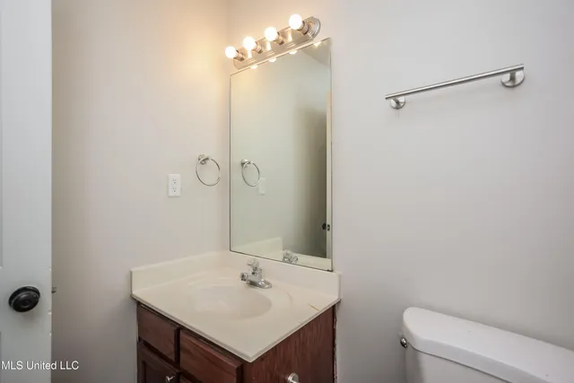 $2,225 | 2166 Greencliff Drive, Southaven, MS 38672