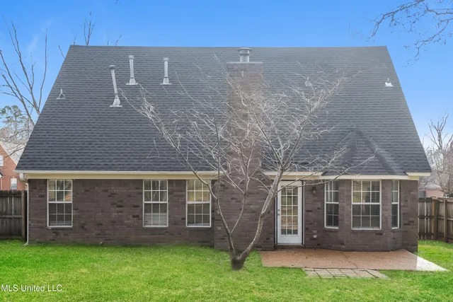 $2,225 | 2166 Greencliff Drive, Southaven, MS 38672