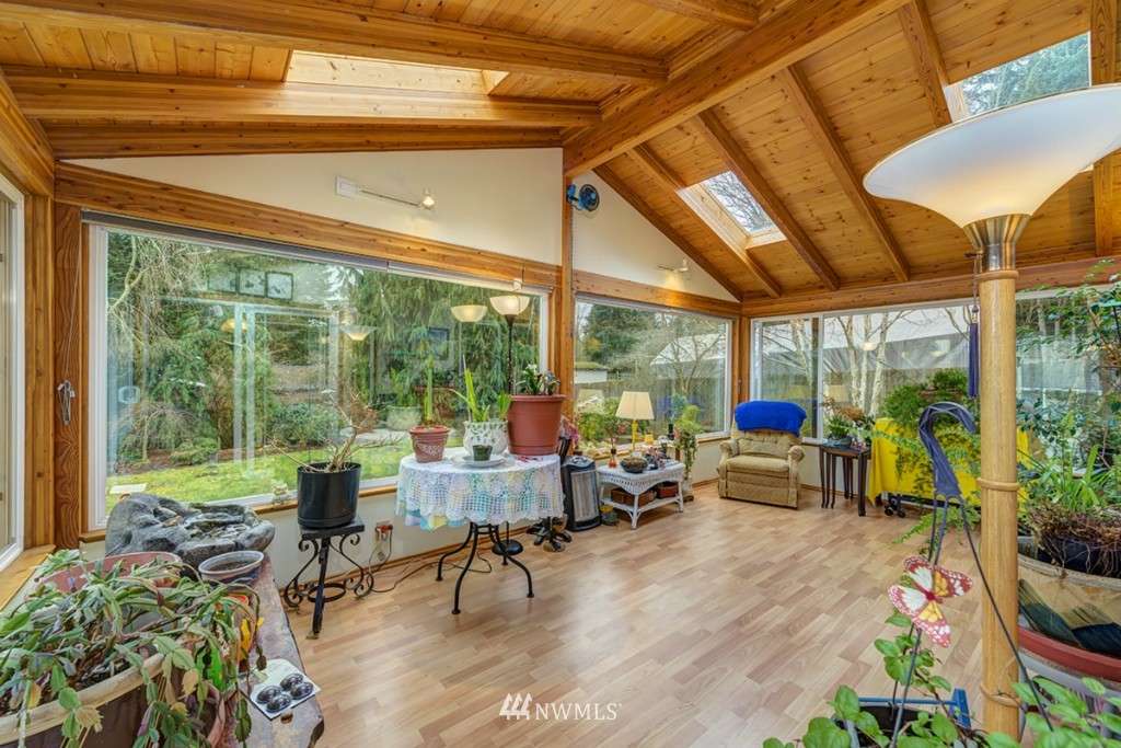 430 201st Street Southeast Bothell, WA 98012 - Photo 4 of 20
