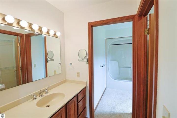10859 West Blanchard Road Blanchard, MI 49310 - Photo 15 of 41