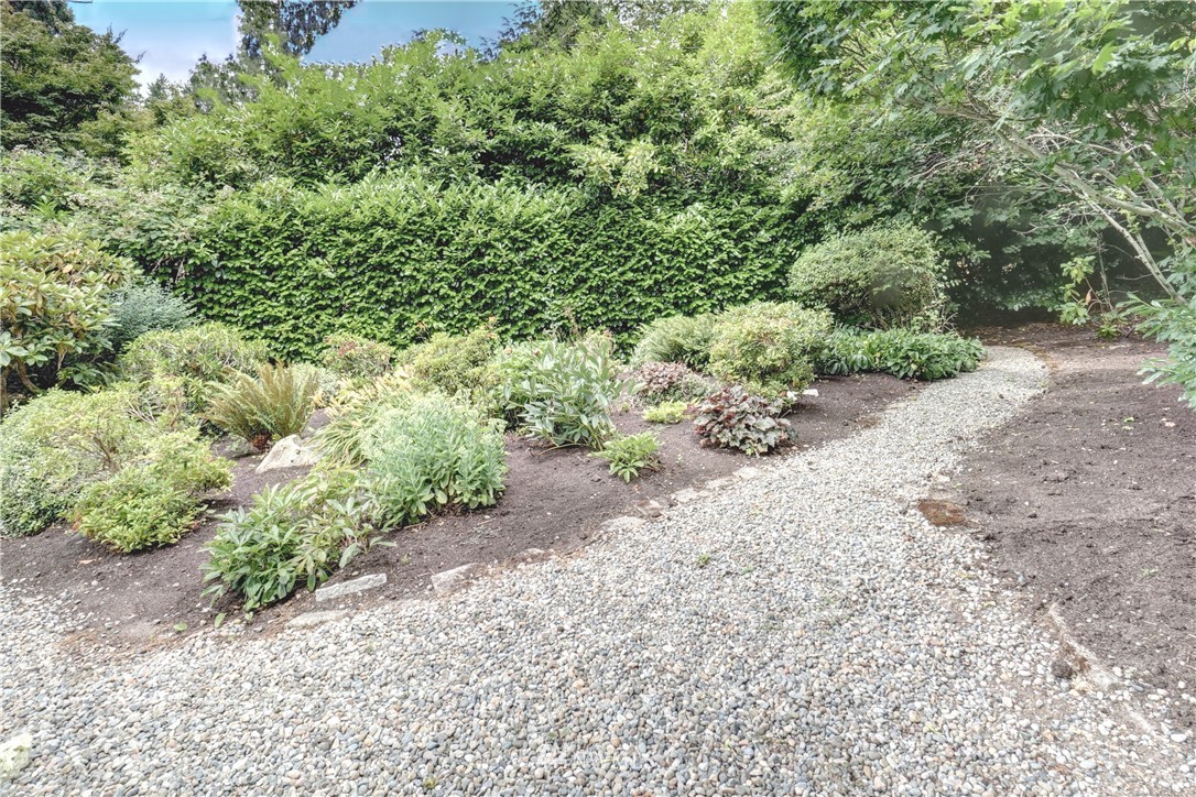 17822 145th Avenue Southeast Renton, WA 98058 - Photo 15 of 25 Gallery Image 15