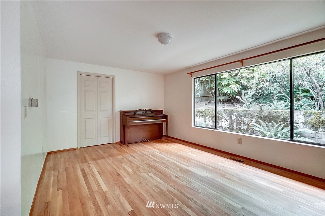 17822 145th Avenue Southeast Renton, WA 98058 - Photo 16 of 25 Gallery Image 16