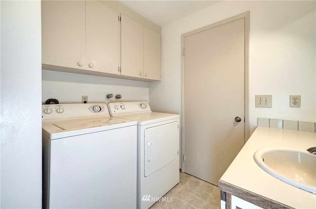 17822 145th Avenue Southeast Renton, WA 98058 - Photo 18 of 25 Gallery Image 18