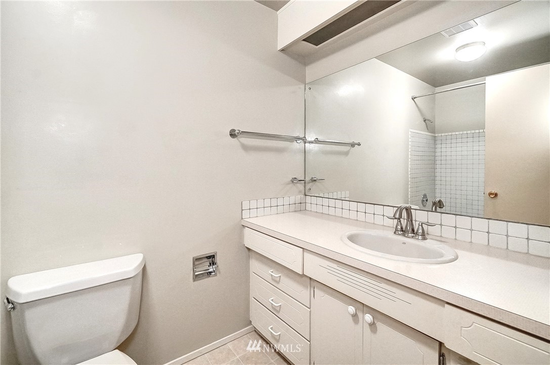 17822 145th Avenue Southeast Renton, WA 98058 - Photo 24 of 25 Gallery Image 24
