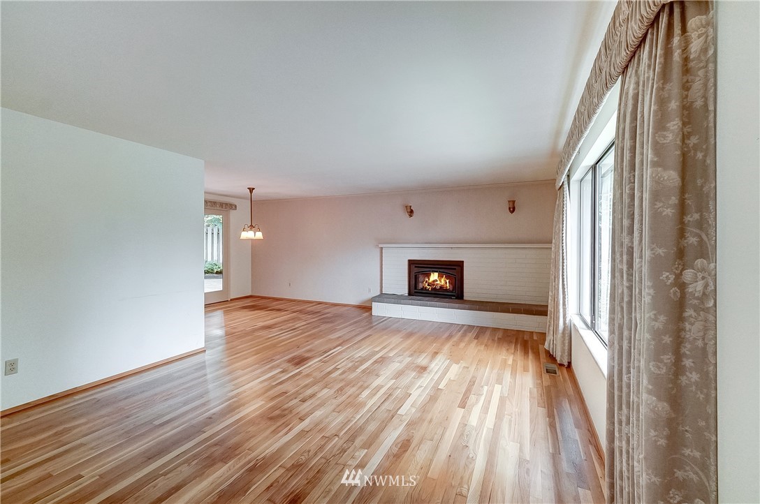 17822 145th Avenue Southeast Renton, WA 98058 - Photo 8 of 25 Gallery Image 8