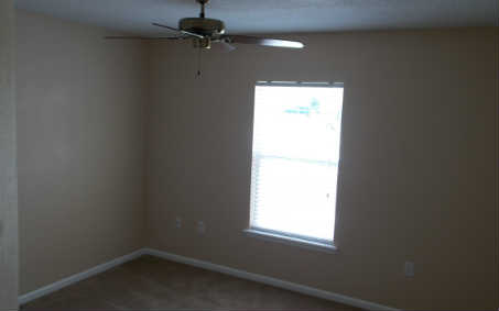 76377 Long Pond Loop Yulee, FL 32097 - Photo 17 of 24 Gallery Image 17
