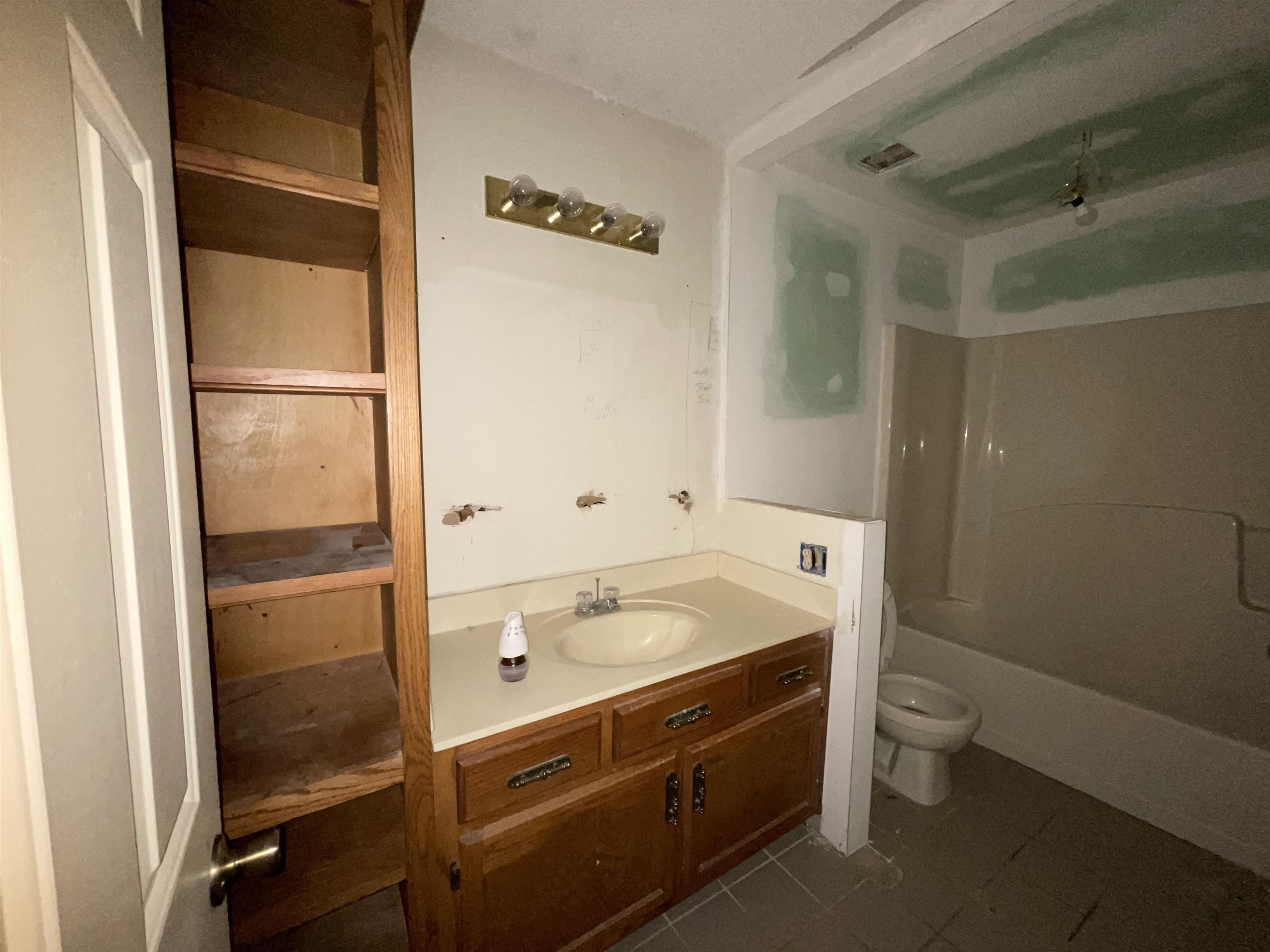 4775 Greenside Road Millington, TN 38053 - Photo 9 of 16 Gallery Image 9