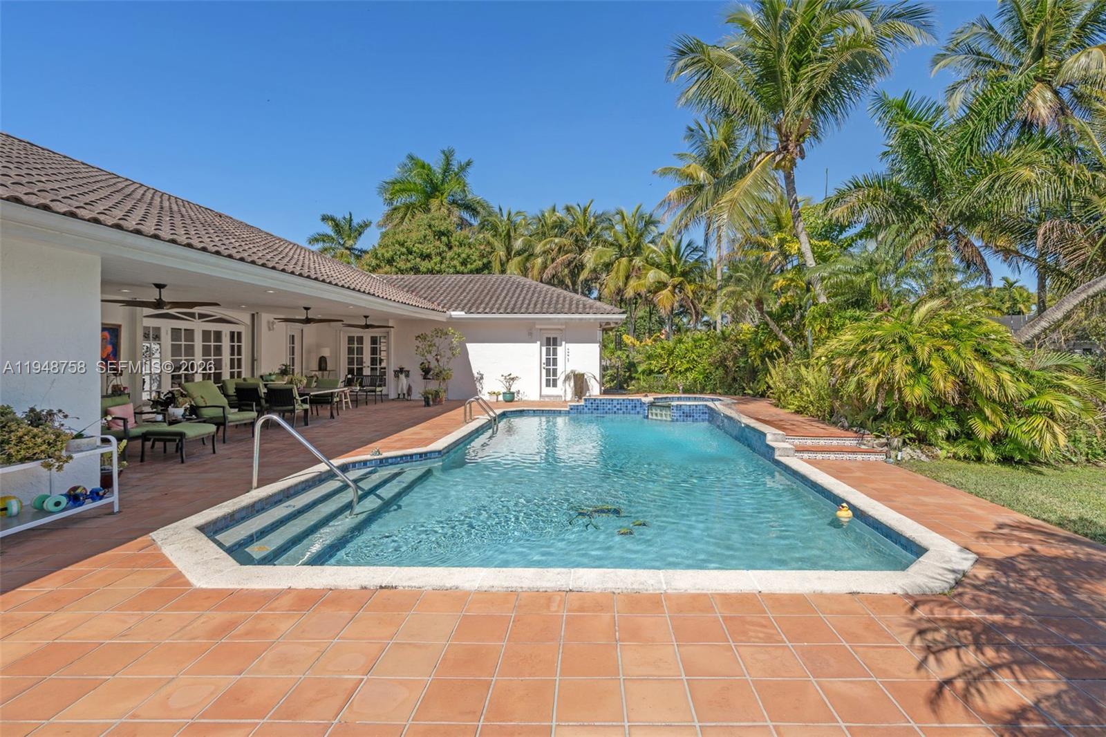 8535 Southwest 113th Terrace Miami, FL 33156 - Photo 23 of 33