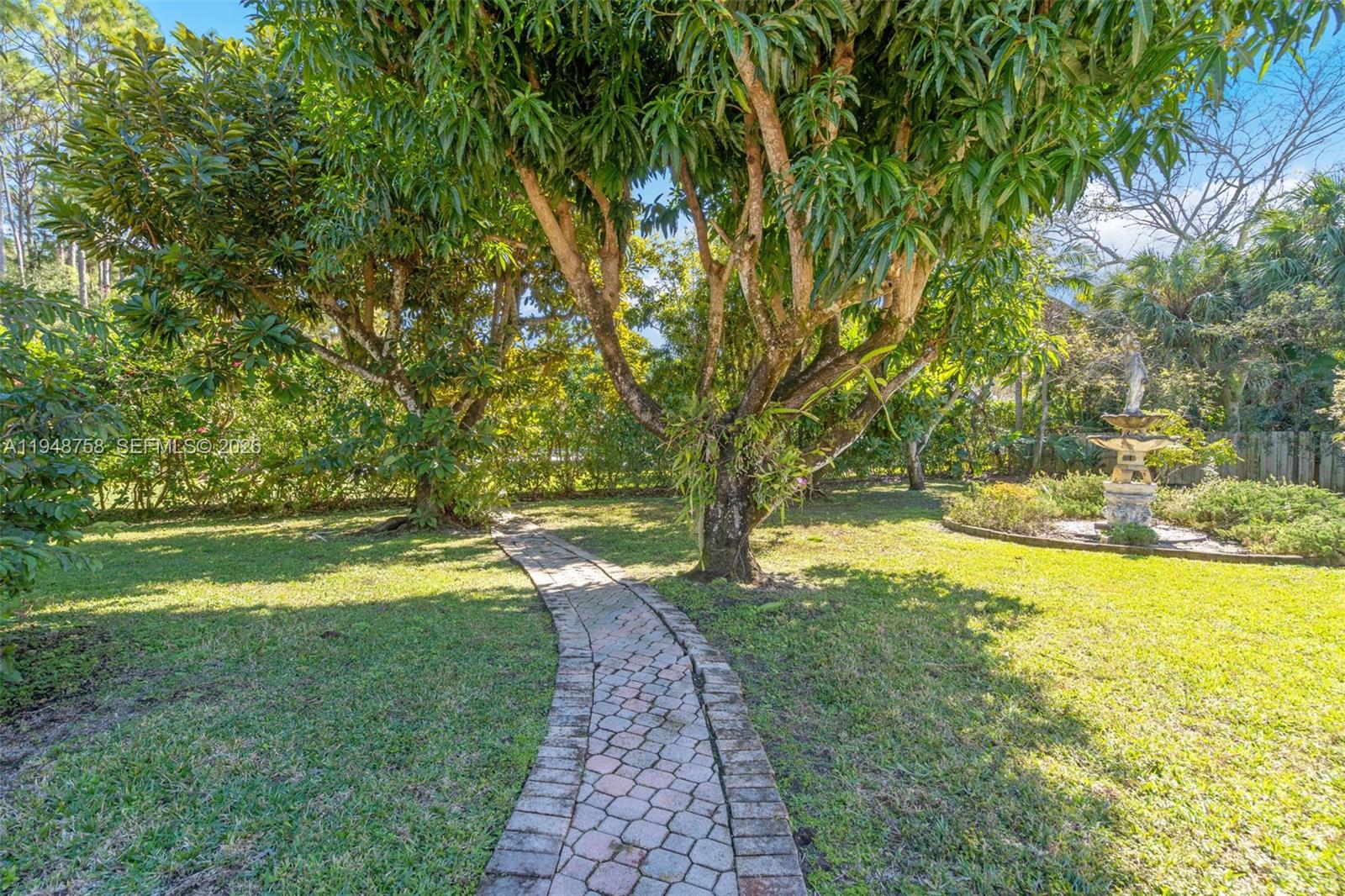 8535 Southwest 113th Terrace Miami, FL 33156 - Photo 26 of 33