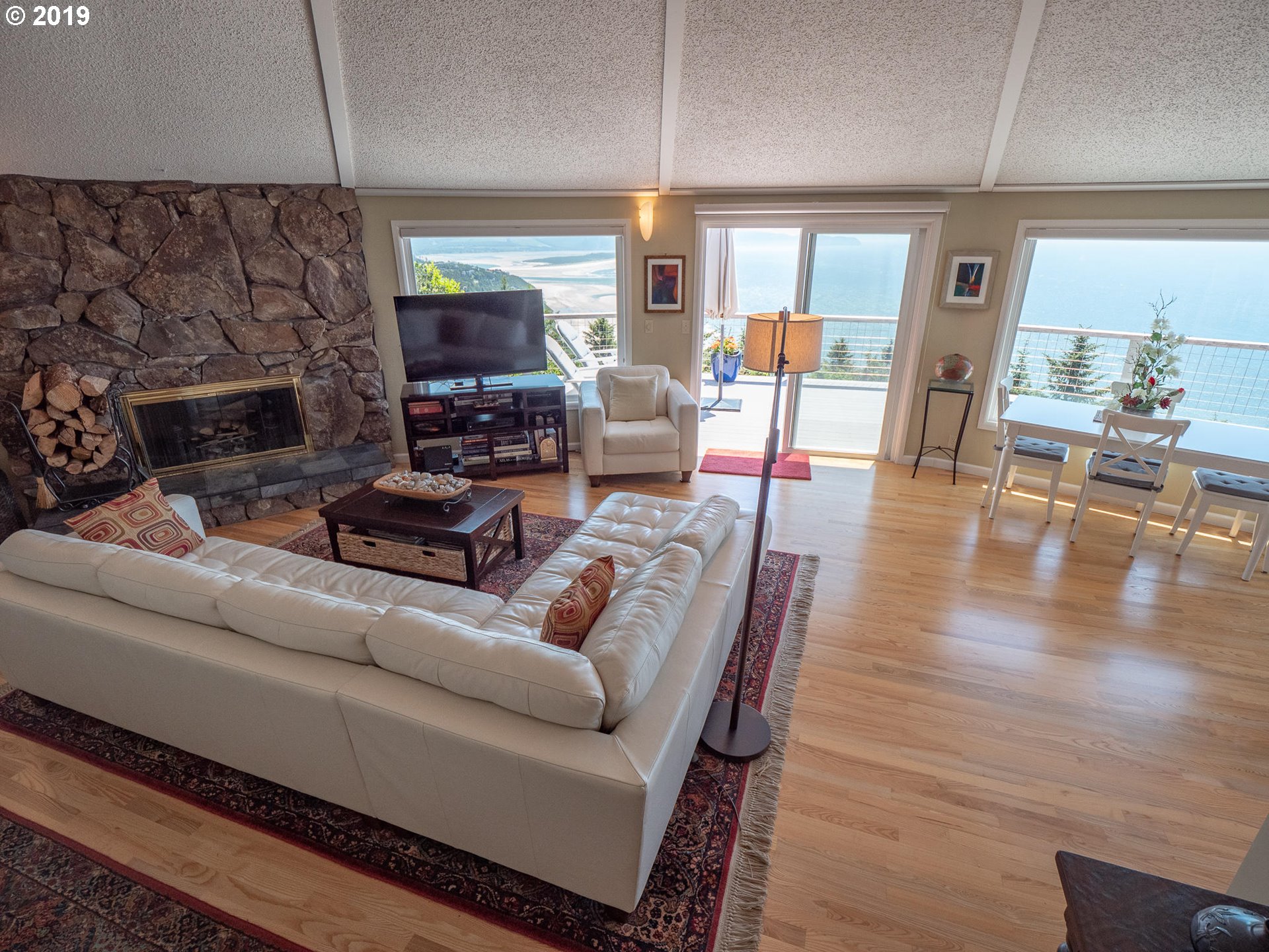 2040 Maxwell Mountain Road Oceanside, OR 97134 - Photo 7 of 32 Gallery Image 7