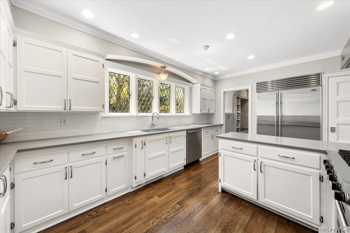 1 Dundee Road Larchmont, NY 10538 - Photo 18 of 47
