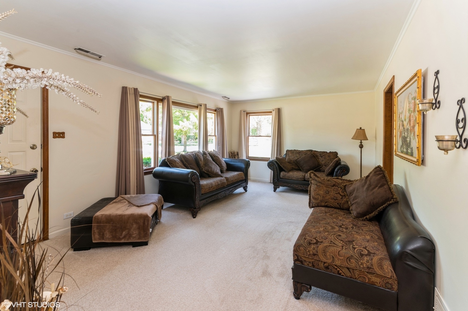 2133 Hawthorne Road Homewood, IL 60430 - Photo 2 of 10