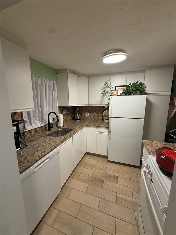 2 Frazer Road, Unit 2 Arlington, MA 02476 - Photo 7 of 12