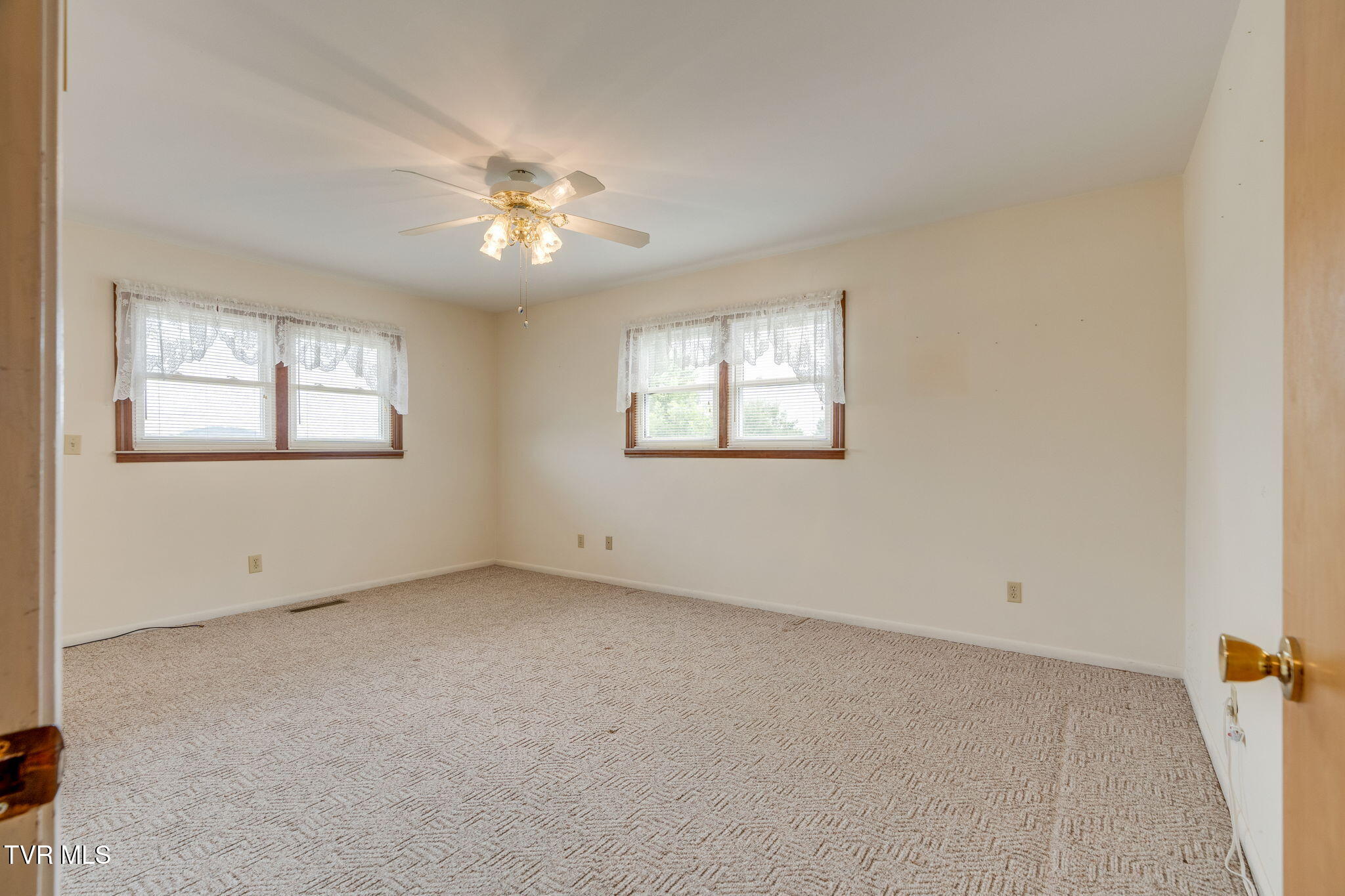 1763 Sylvan Hill Road Elizabethton, TN 37643 - Photo 24 of 55 024