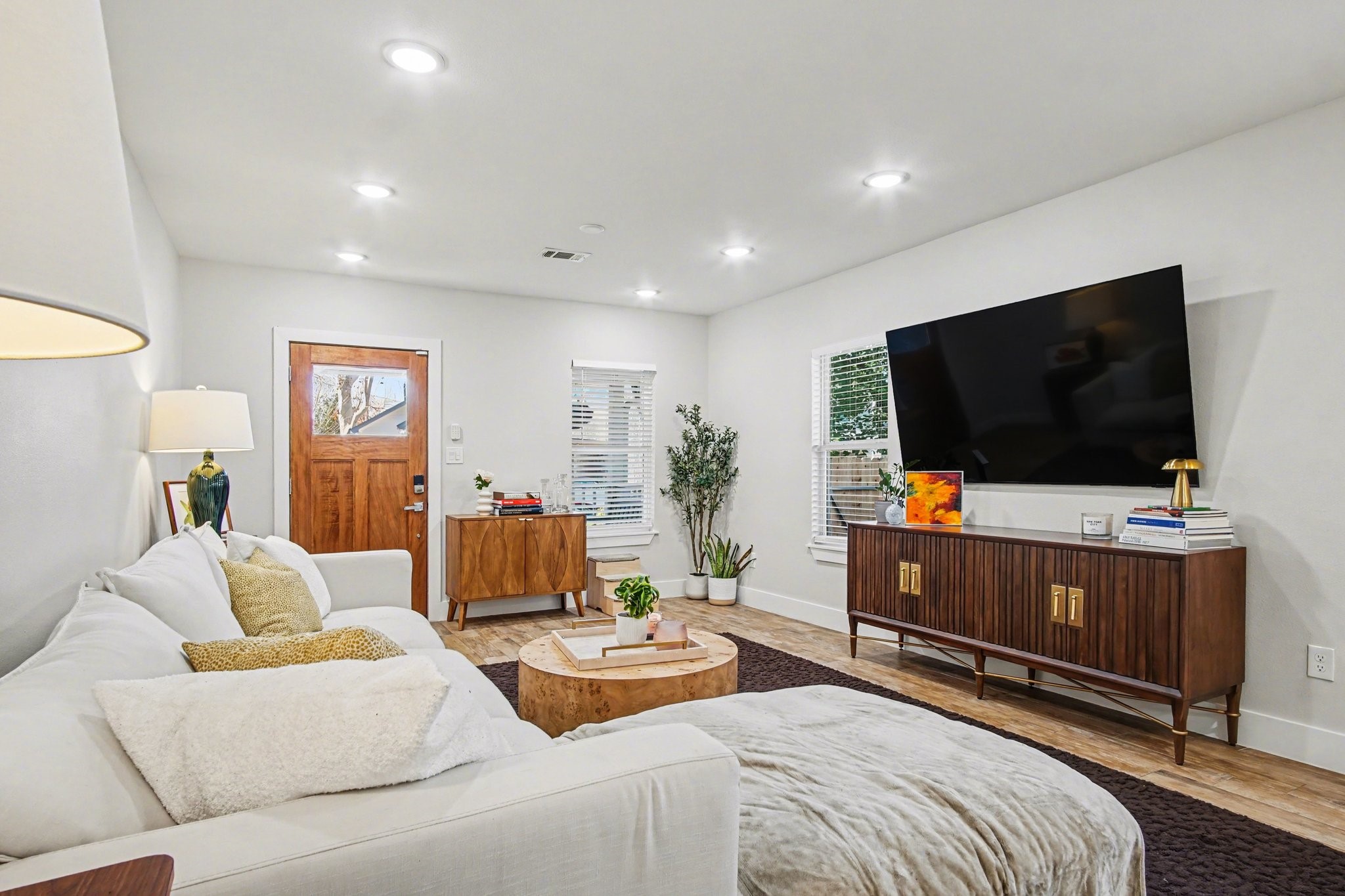 2012 Sheldon Street Houston, TX 77008 - Photo 4 of 28