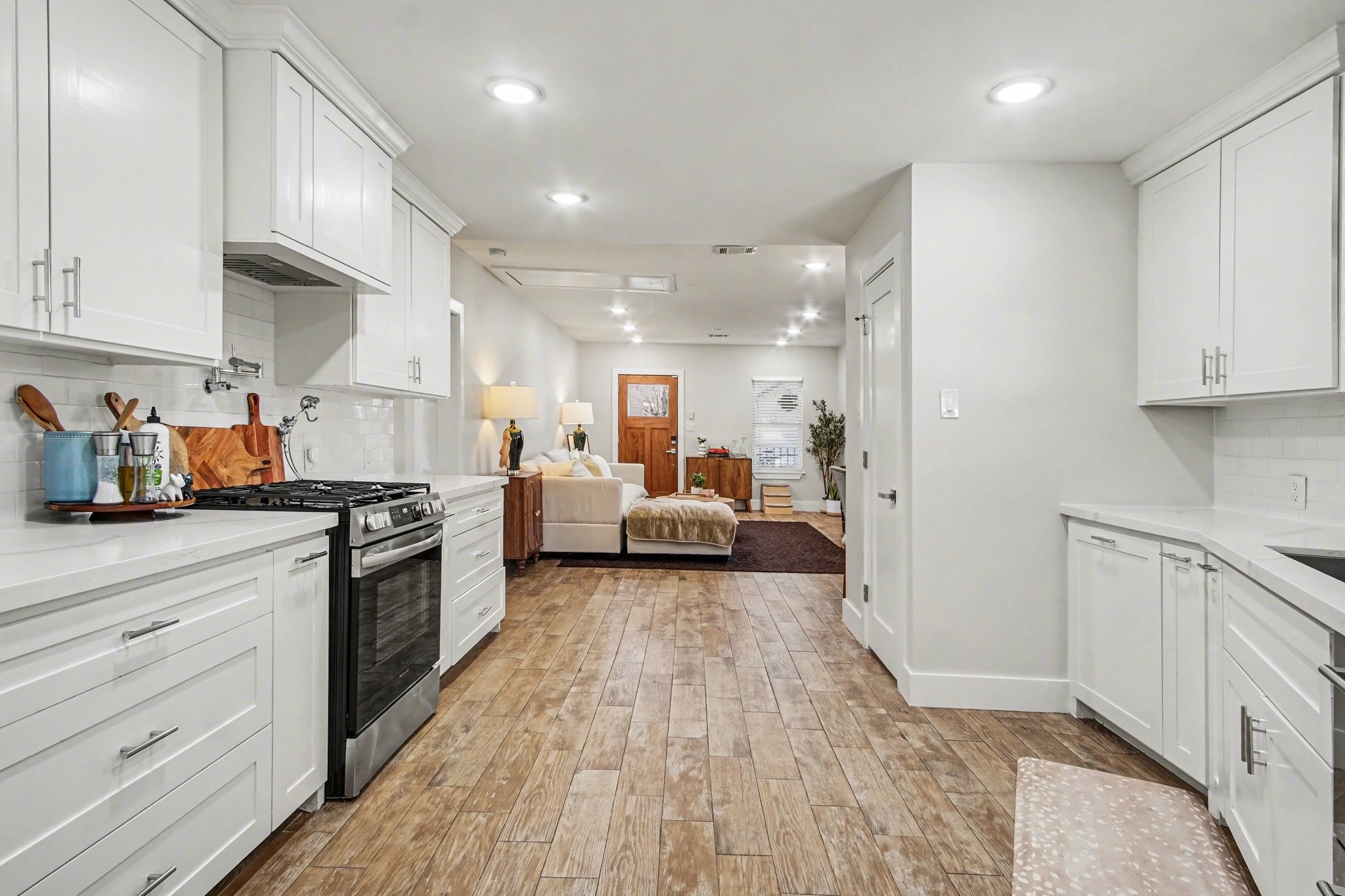 2012 Sheldon Street Houston, TX 77008 - Photo 7 of 28